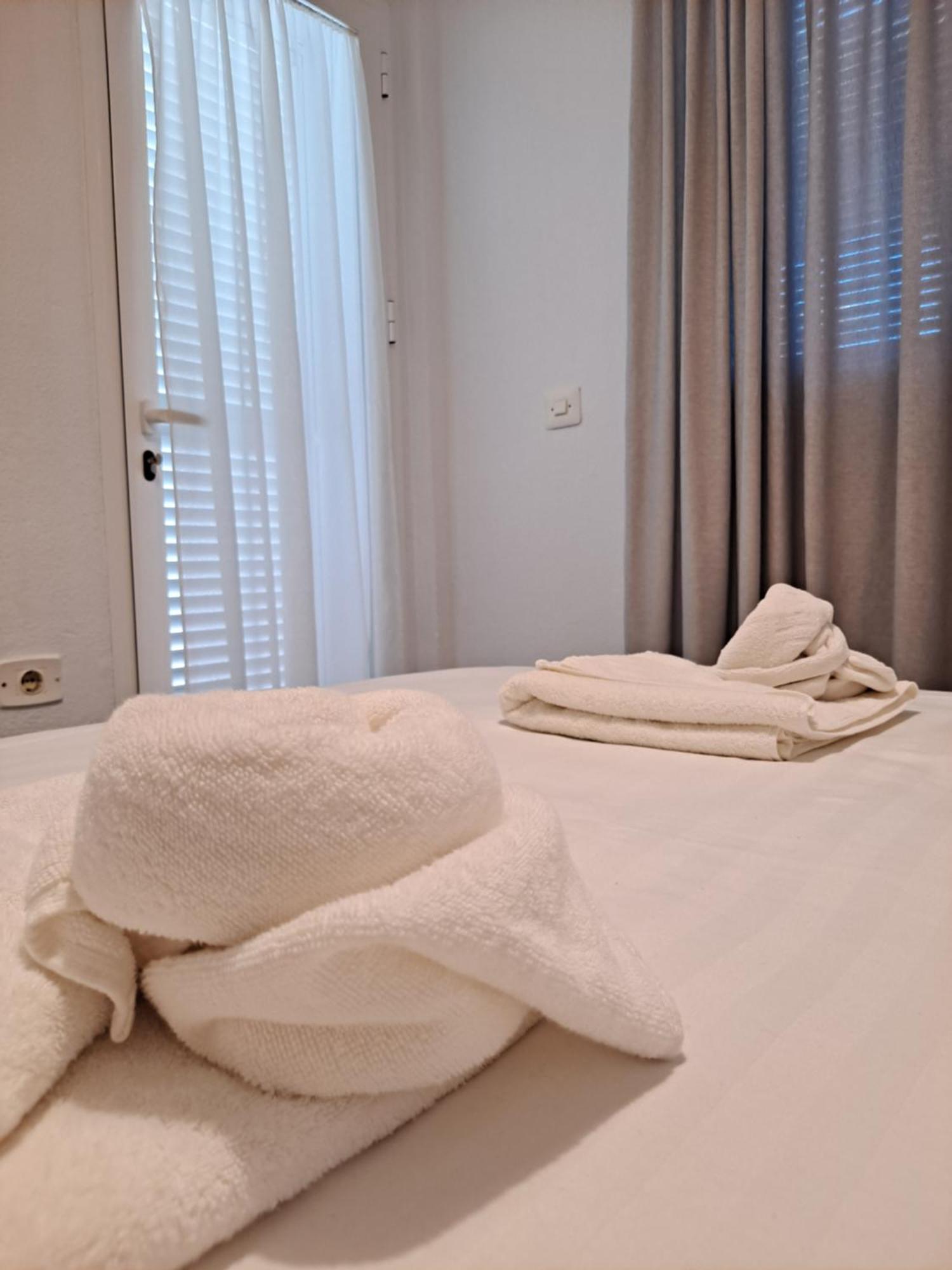 Apartamento Bajo Acuario Chiclana de la Frontera Dış mekan fotoğraf